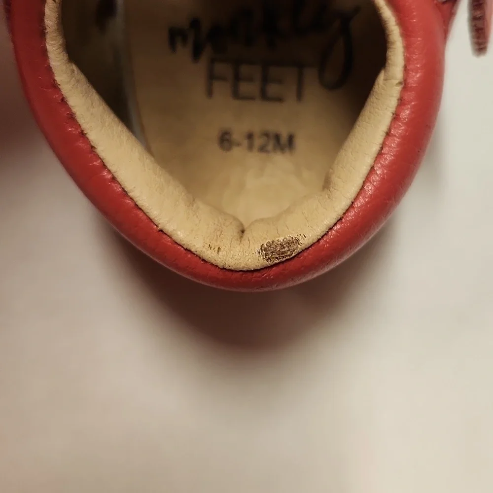 Monkey feet Shoes Girls pink size 6-12 m Spots On Bottom